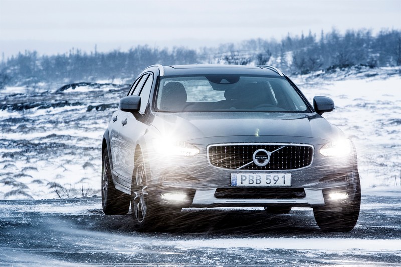 Volvo V90 Cross Country