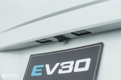 EV30