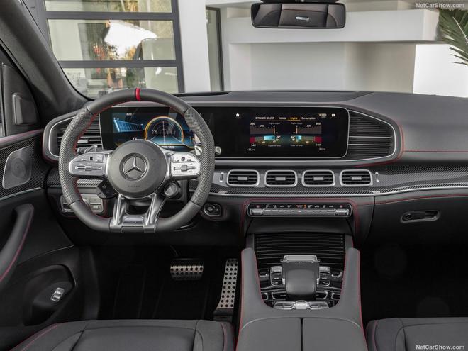 全新奔驰AMG GLE 53官图发布 435马力怪兽