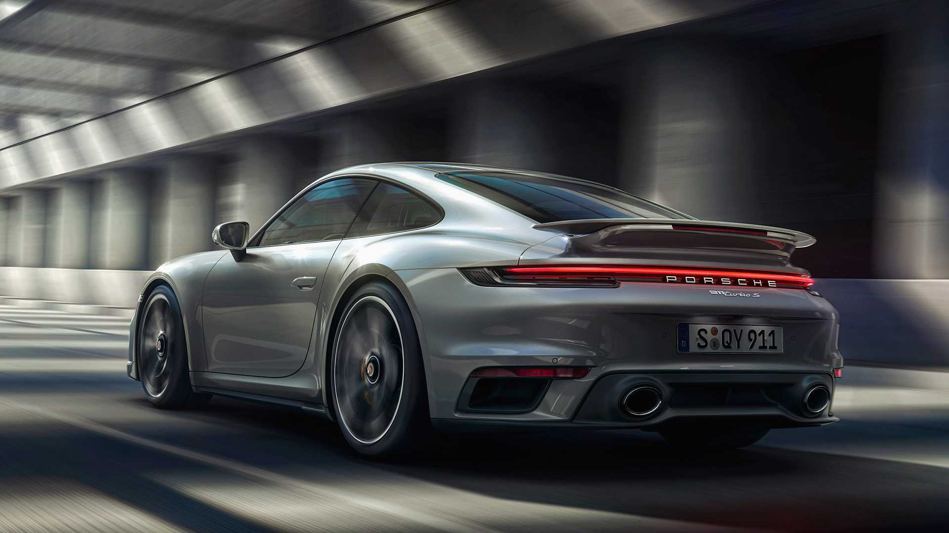 主打轻量化 911 Turbo S推两款选装套件