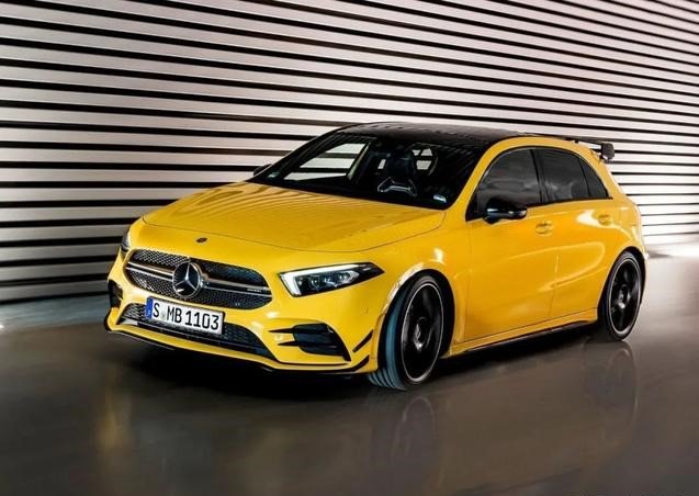 全新AMG A 35两厢版上市 售价39.98-42.98万元