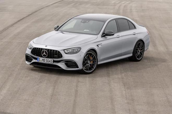 新一代梅赛德斯-AMG E 63 4MATIC+全球首发