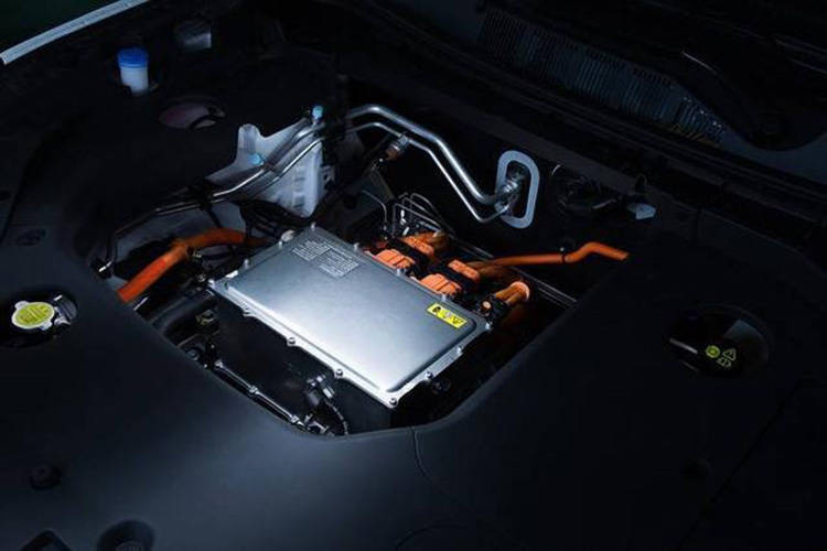 补贴后售价15.99万起！长安欧尚X7 EV正式上市