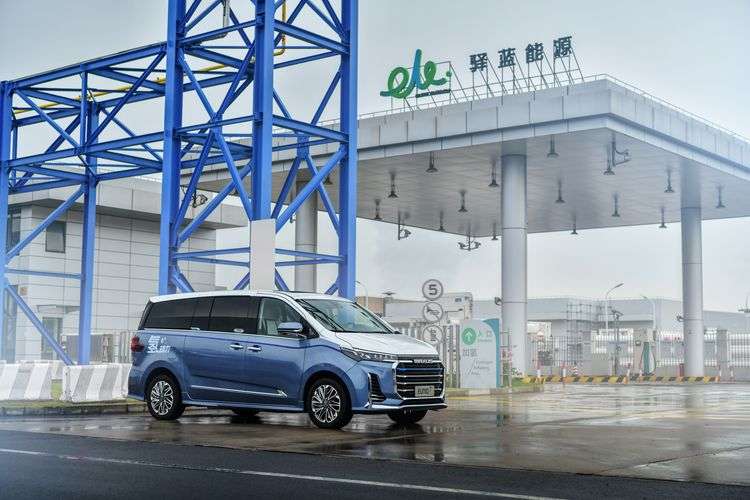 上汽大通MAXUS EUNIQ 7氢燃料电池MPV