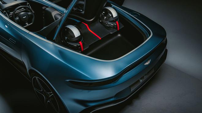 阿斯顿·马丁哑光黑Speedster敞篷超跑原型车首发 约671.2万起售