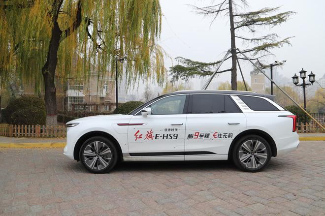 纯电旗舰SUV 一汽红旗E-HS9上市 售价50.98-72.98万元